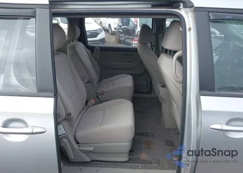 2015 Kia Sedona L из США, поврежденный, VIN KNDMA5C16F6081088